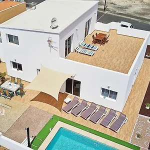 Calma Piscina Privada Tarajalejo , Tuineje España